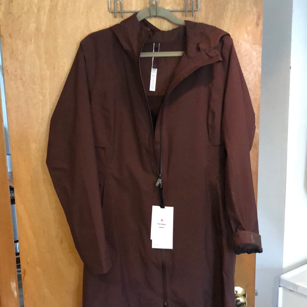 Lululemon Rain Rebel Jacket